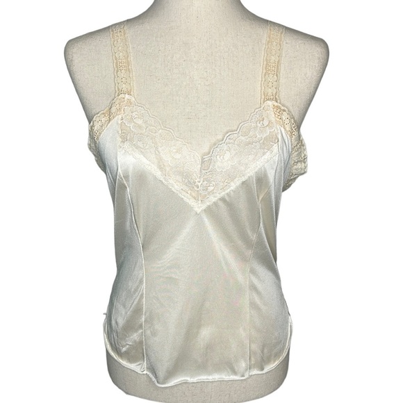 Vintage Camisole‎ Silky Nylon Lace Trim NWT Made in USA Size Medium Peter Pan - Picture 1 of 6